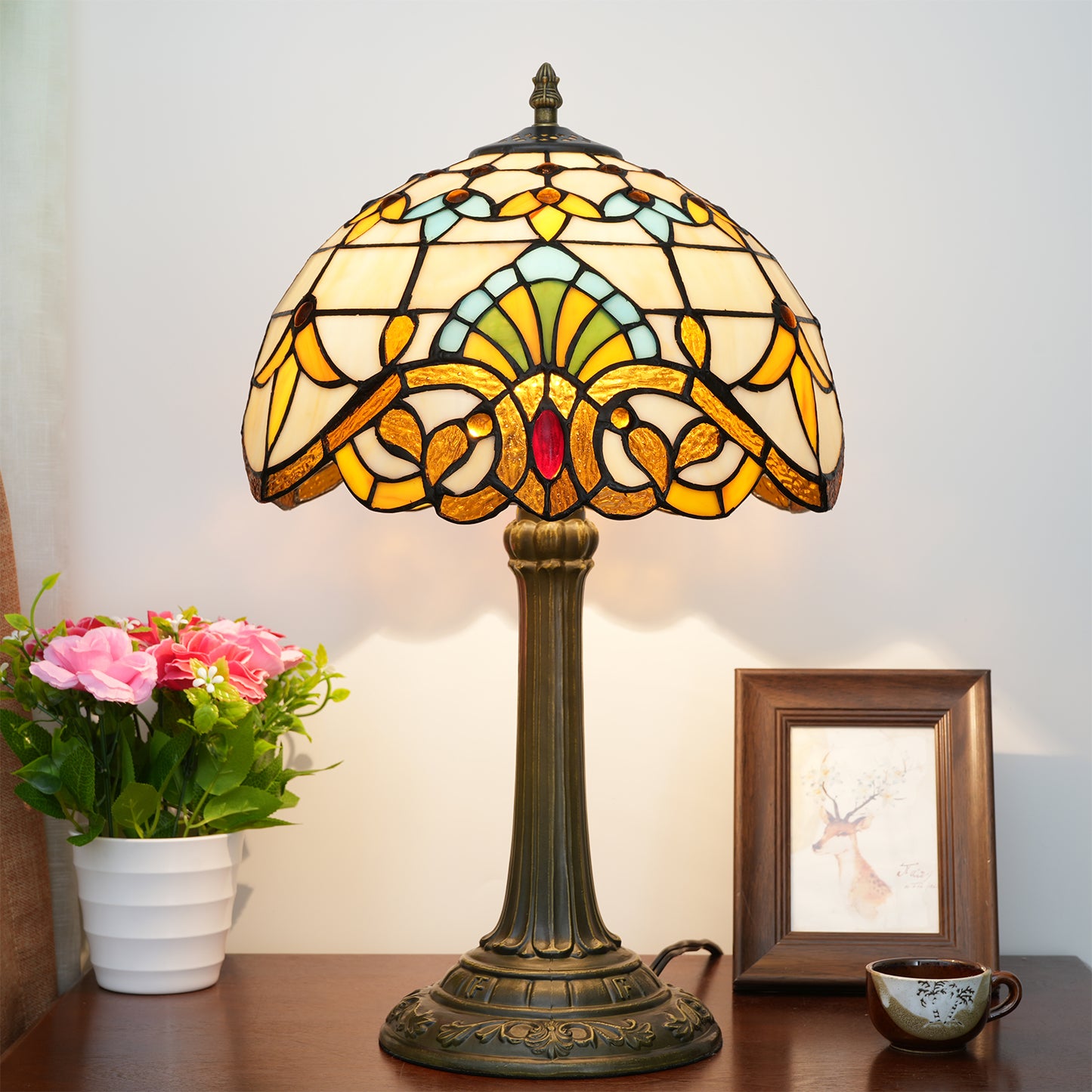 Tiffany Iso Vaalea Barokki Pöytävalaisin 30 cm x 50 cm
