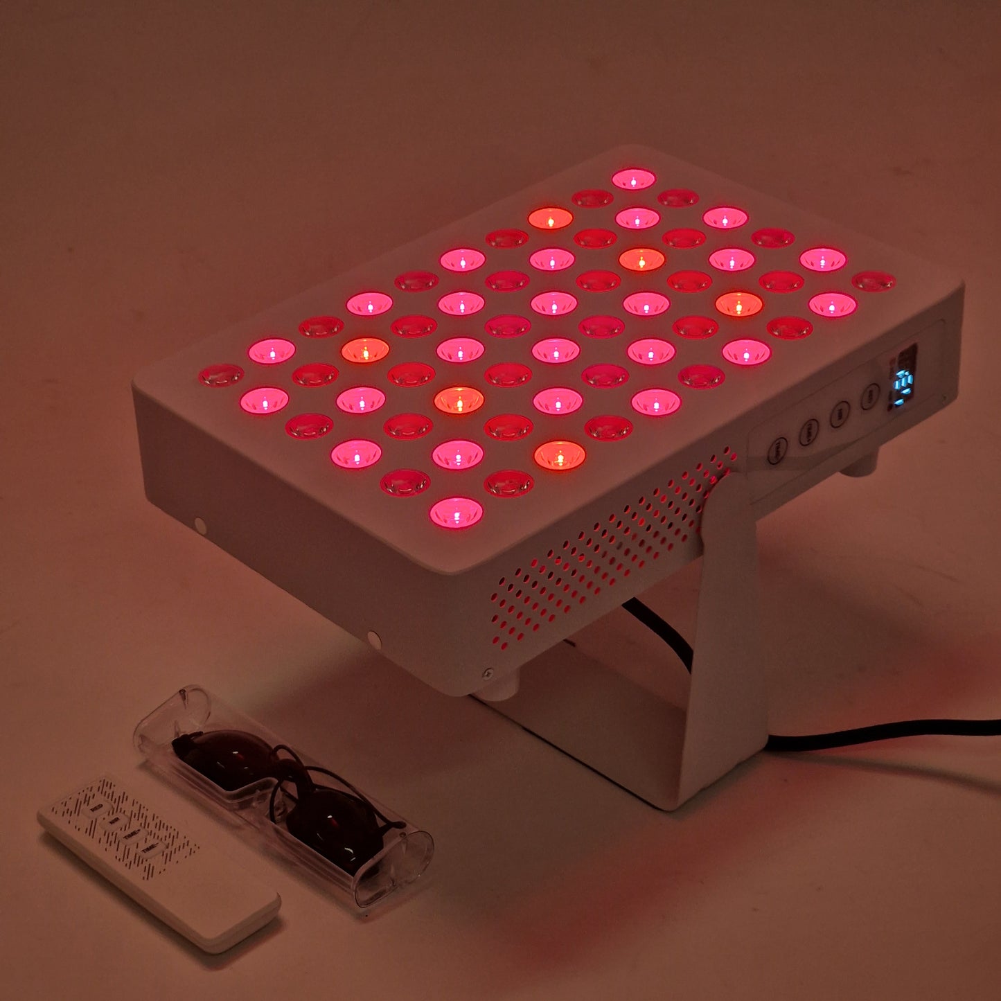 RH1 Punavalo + Near Infrared NIR Laite 60 LED (300 W) Kaukosäätimellä