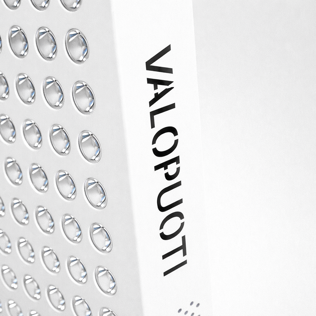 RH3 – 300 LED Punavalo- ja lähi-infrapunalaite jalustalla ja kaukosäätimellä (1500 W)